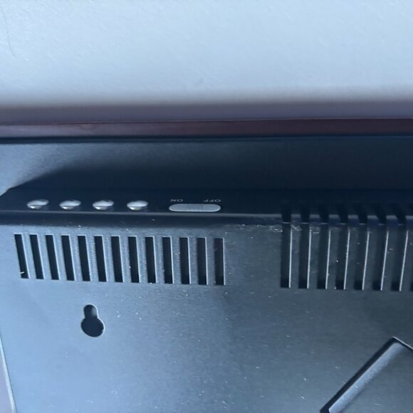 Preowned 18'' x 7'' Dual Digital Picture Frame - Picture 10 of 14